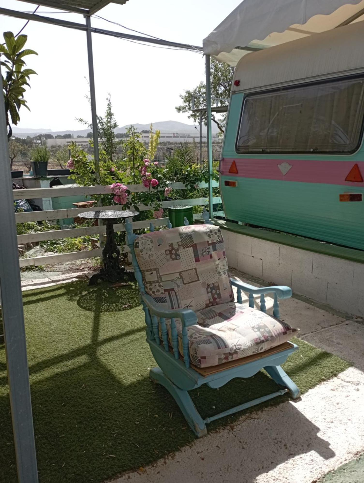 Caravanas Y Habitaciones Para Relajarse Sax Exterior photo