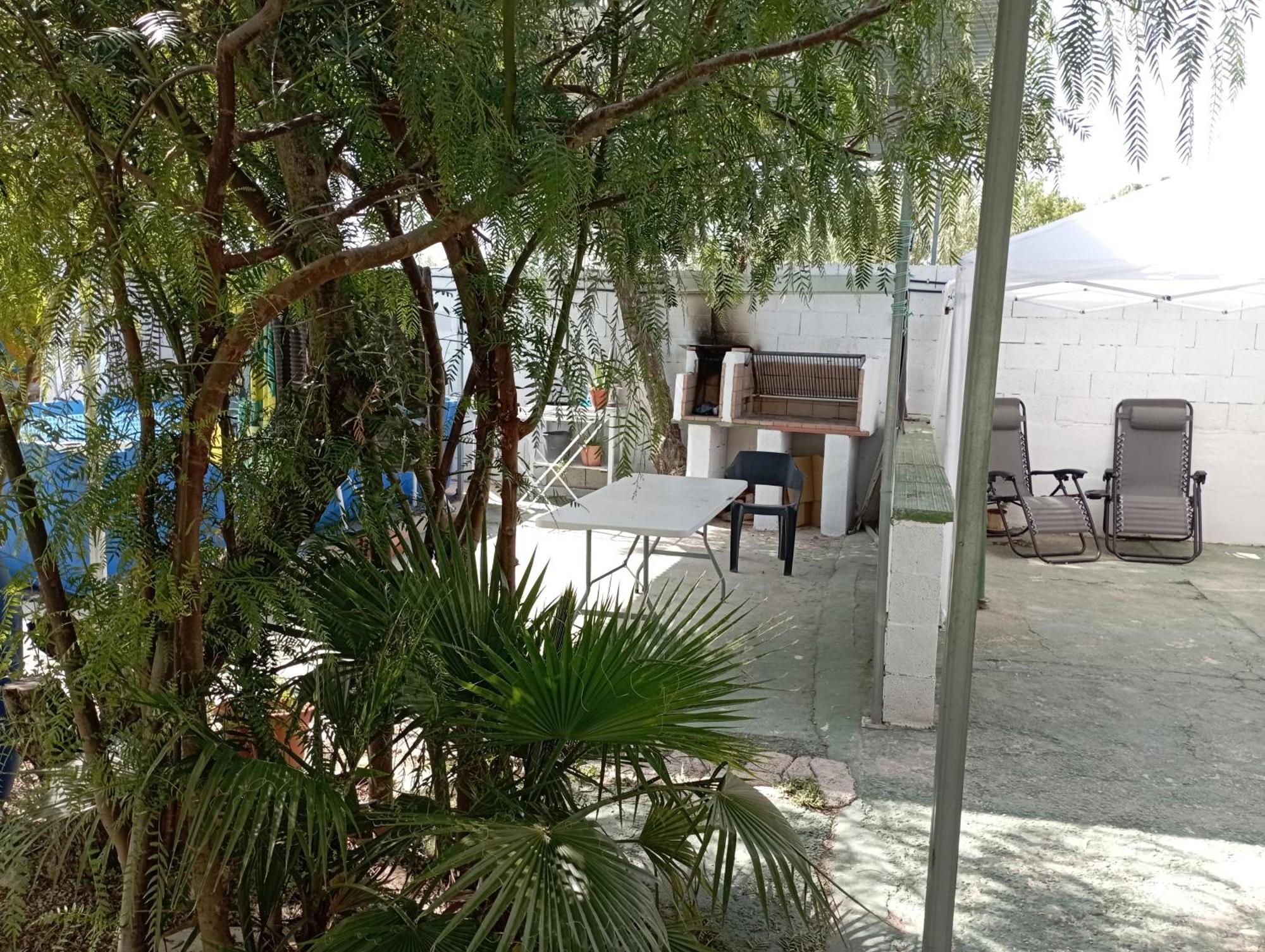 Caravanas Y Habitaciones Para Relajarse Sax Exterior photo